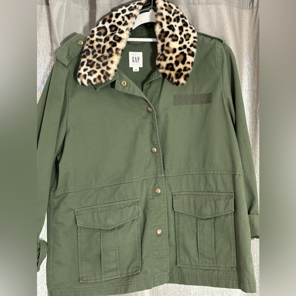 Gap olive green jacket xl